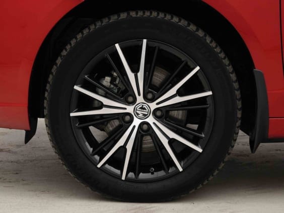 MG MG5 Luxury 50 kWh Rouge