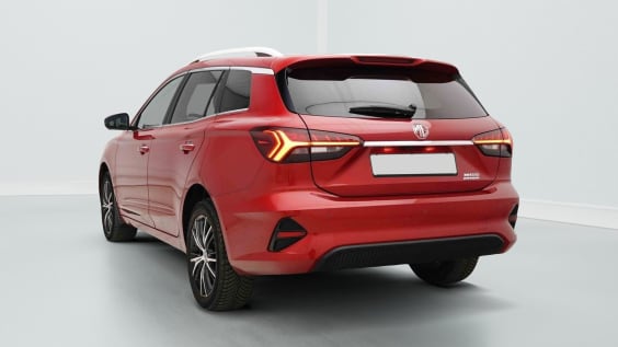 MG MG5 Luxury 50 kWh Rouge