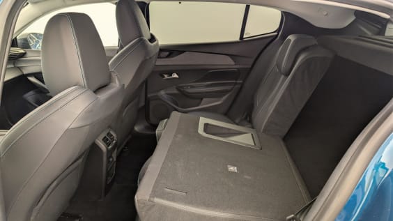 Peugeot 408 Hybrid 145 e-DCS6 Allure Bleu Obsession