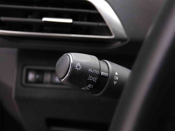 Peugeot 3008 Puretech 130ch S&S EAT8 Allure Bleu