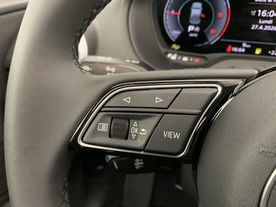 Audi Q2 35 TDI 150 S tronic 7 Design Bleu Navarre
