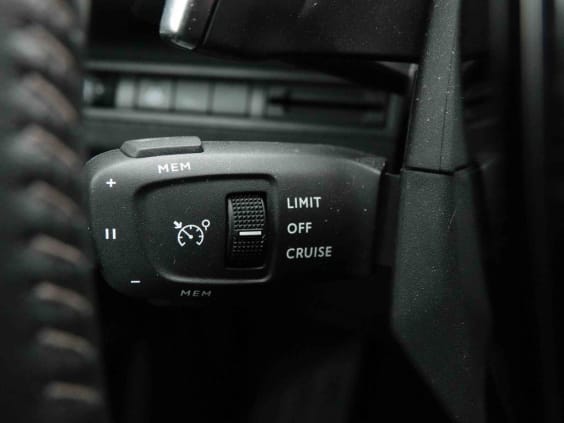 Peugeot 3008 Puretech 130ch S&S EAT8 Allure Gris