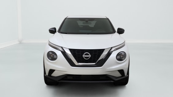 Nissan JUKE N-Connecta 1.6 Hybrid 143 hp White