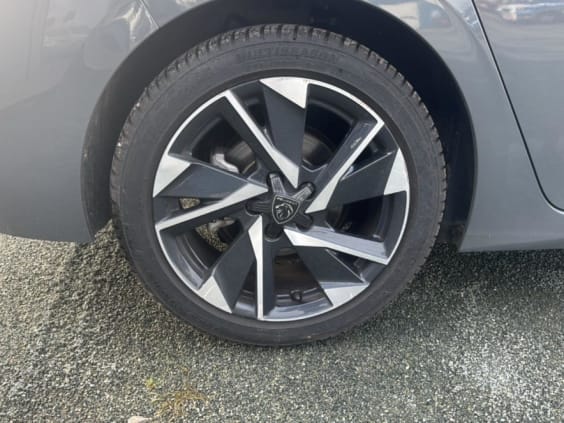Peugeot 308 1.2 130 allure eat8 Gris Sellenium