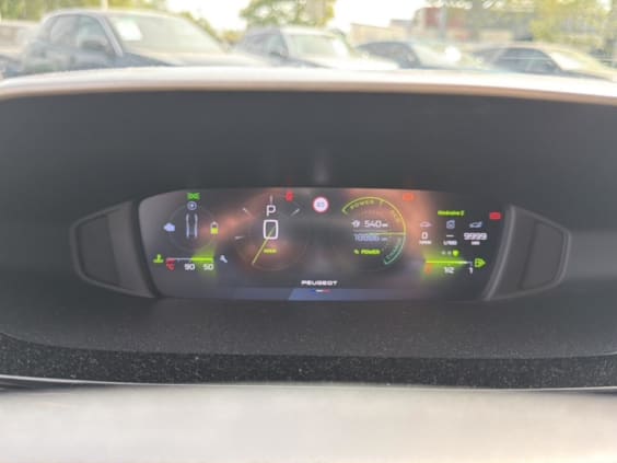 Peugeot 408 Hybrid 136 allure e-dcs6 Noir