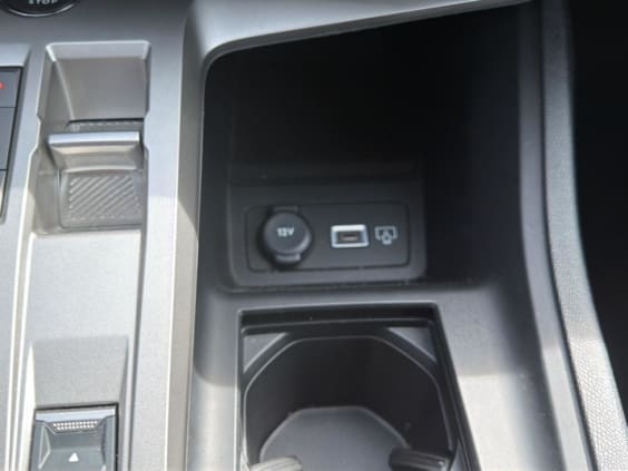 Peugeot 408 Hybrid 136 allure e-dcs6 Noir