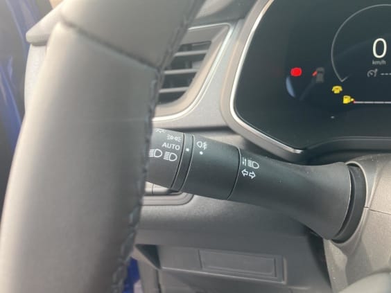 Renault CAPTUR II 1.0 tce 90 techno Bleu Iron