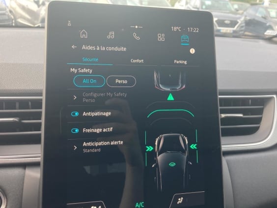 Renault CAPTUR II 1.0 tce 90 techno Bleu Iron