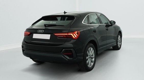 Audi Q3 Sportback 35 TFSI 150 ch S tronic 7 Design Noir Mythic
