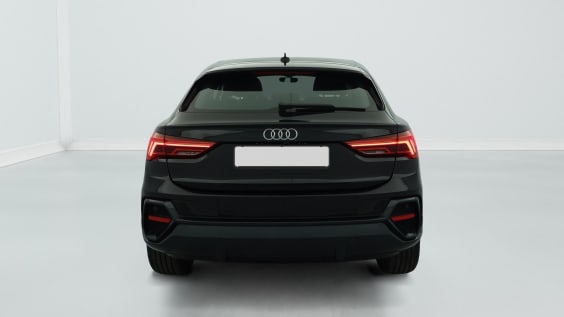 Audi Q3 Sportback 35 TFSI 150 ch S tronic 7 Design Noir Mythic