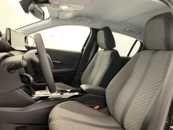 Peugeot 208 Hybrid 110 ch e-DCS6 Allure Noir Perla Nera