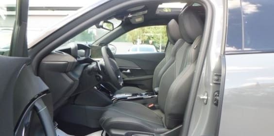 Peugeot 2008 Hybrid 145 e-DCS6 GT Gris Selenium