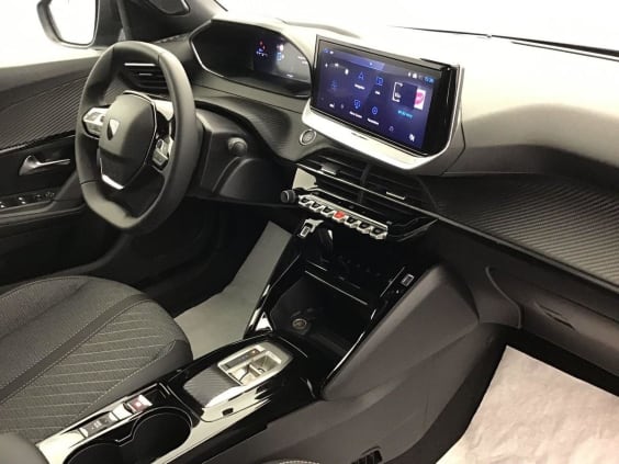 Peugeot 2008 HYBRID 145 Allure 1.2 HYBRID 136 Bleu Obsession