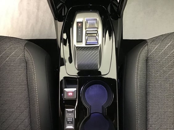 Peugeot 2008 HYBRID 145 Allure 1.2 HYBRID 136 Bleu Obsession