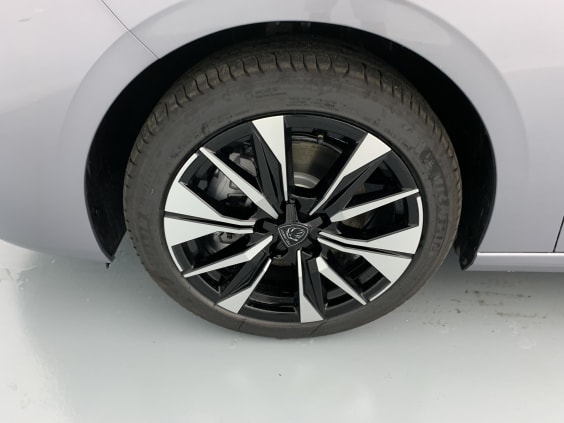 Peugeot 308 NOUVELLE BLUEHDI 130CH S&S EAT8 ALLURE Gris Artense 