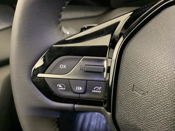 Peugeot 308 NOUVELLE BLUEHDI 130CH S&S EAT8 ALLURE Gris Artense 
