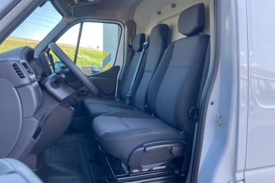 Renault Master Fourgon TRAC F3500 L2H2 BLUE DCI 150 GRAND CONFORT Blanc Minéral