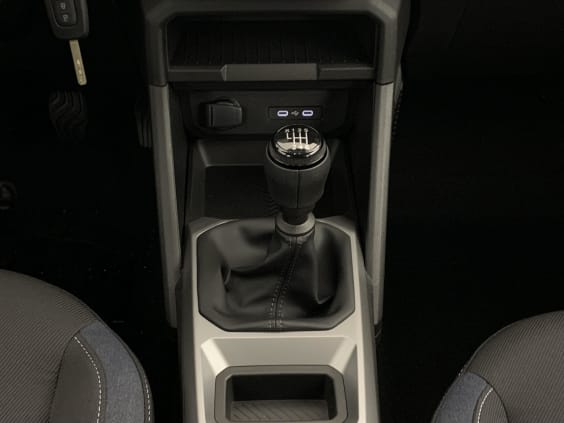 Dacia BIGSTER Mild Hybrid 140 Expression Gris Schiste