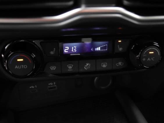 Nissan JUKE 1.0 DIG-T 114 DCT N-Connecta Noir