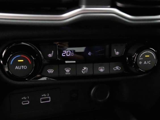 Nissan JUKE 1.0 DIG-T 114 DCT N-Connecta Gris