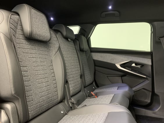 Peugeot 5008 HYBRID 145 CH E-DCS6 ALLURE Blanc Okenite