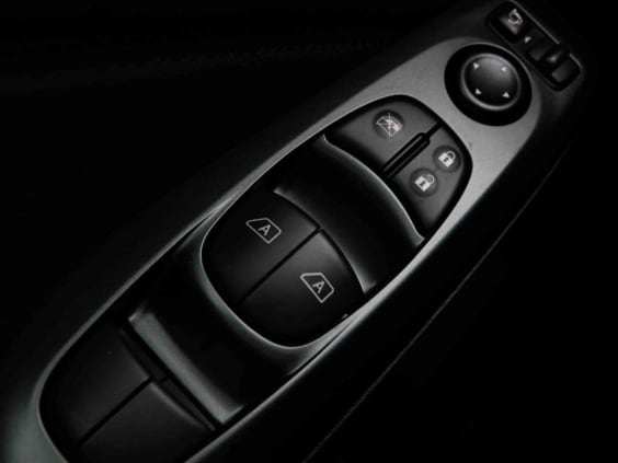 Nissan JUKE 1.0 DIG-T 114 DCT N-Connecta Gris