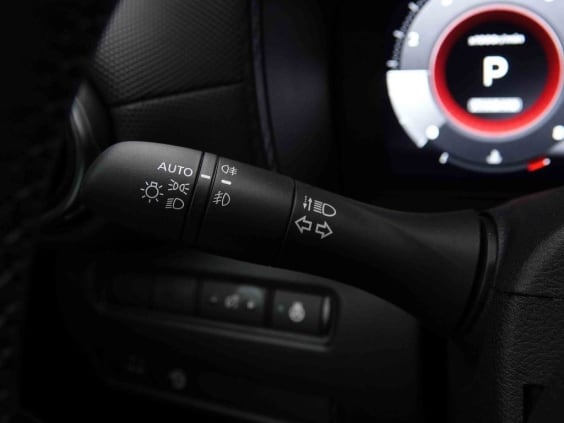 Nissan JUKE 1.0 DIG-T 114 DCT N-Connecta Gris