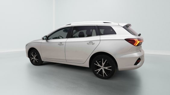 MG MG5 61 KWH  LUXURY Argent
