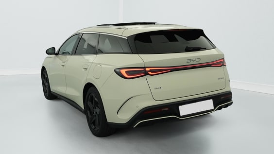 BYD SEAL 6 TOURING 1.5l DM-i 156 kW PHEV Comfort Sandstone
