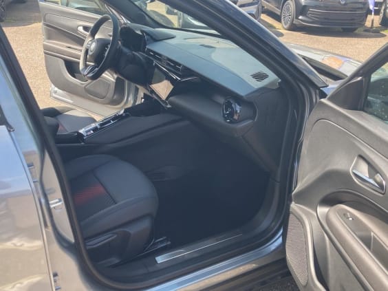 Alfa Romeo Junior 1.2 ibrida 145 speciale e-dct6 Gris T/Noir