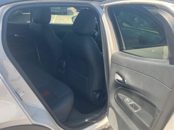 Alfa Romeo Junior 1.2 ibrida 145 speciale e-dct6 Ivoire T/Noir