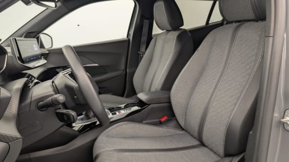 Peugeot 2008 100 S&S BVM6 Allure Gris Selenium