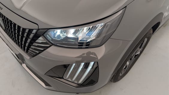 Peugeot 2008 100 S&S BVM6 Allure Gris Selenium