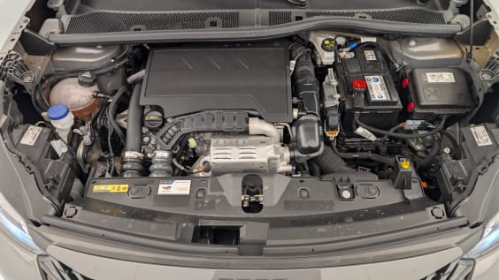 Peugeot 2008 100 S&S BVM6 Allure Gris Selenium