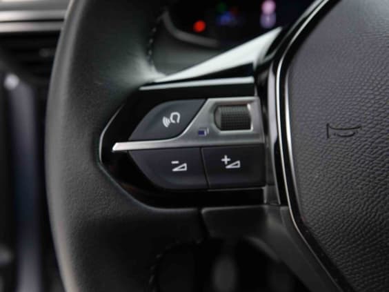 Peugeot 208 1.2 TURBO 100 ALLURE Argent