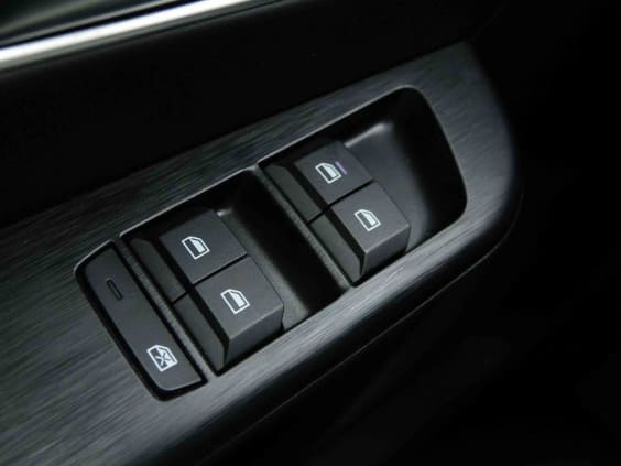 MG ZS HYBRID+ 194 LUXURY Gris