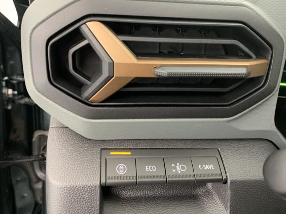 Dacia DUSTER Hybrid 140 Extreme Vert Cèdre