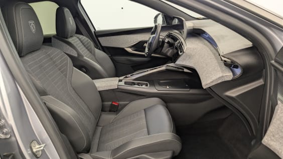 Peugeot 3008 Hybrid 145 e-DCS6 GT Gris Artense / Toit Noir