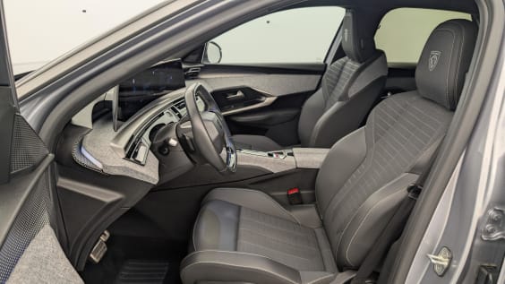 Peugeot 3008 Hybrid 145 e-DCS6 GT Gris Artense / Toit Noir