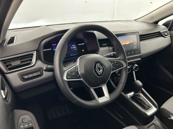 Renault Clio E-Tech full hybrid 145 Evolution Rouge