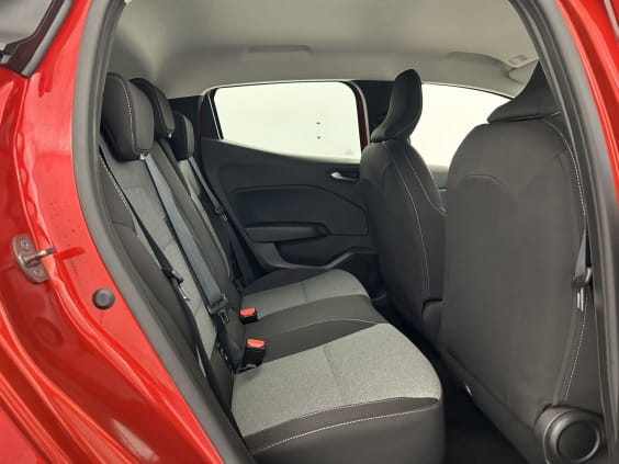 Renault Clio E-Tech full hybrid 145 Evolution Rouge