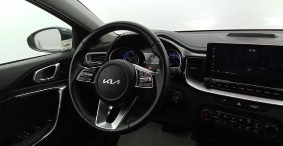 Kia XCEED HYBRIDE RECHARGEABLE BUSINESS XCEED 1.6 GDI HYBRIDE RECHARGEABLE 141CH DCT6 ACTIVE BUSINESS Gris Eclipse