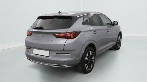 Opel Grandland Grandland 1.2 Turbo 130 ch BVA8 Elegance Business Gris Quartz