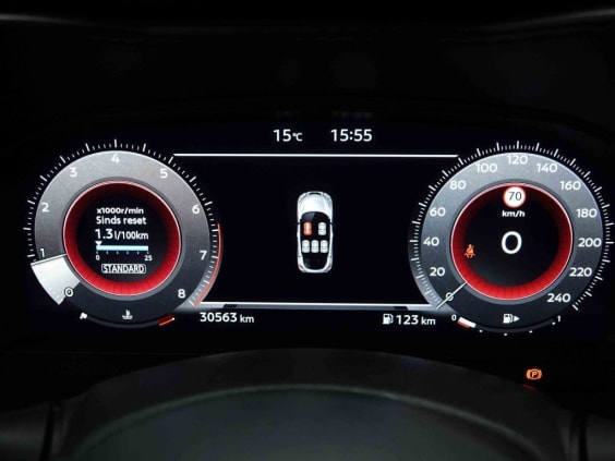 Nissan JUKE 1.0 DIG-T 115  N-CONNECTA Gris