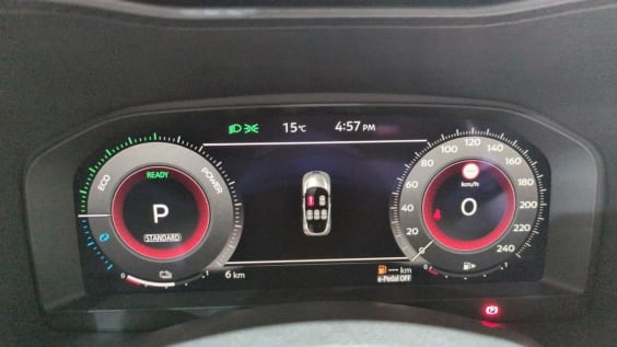 Nissan JUKE Juke HYBRID 143 N-Connecta Bleu Magnetique / Toit Noir