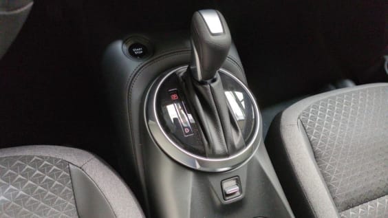 Nissan JUKE Juke HYBRID 143 N-Connecta Bleu Magnetique / Toit Noir