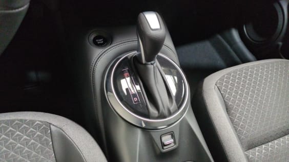 Nissan JUKE Juke HYBRID 143 N-Connecta Blanc Nacre