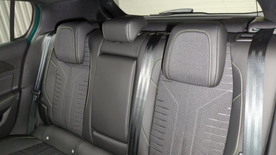 Peugeot 308 NOUVELLE 308 Hybrid 145 e-DCS6 GT Bleu Lagoa