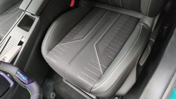 Peugeot 308 NOUVELLE 308 Hybrid 145 e-DCS6 GT Bleu Lagoa