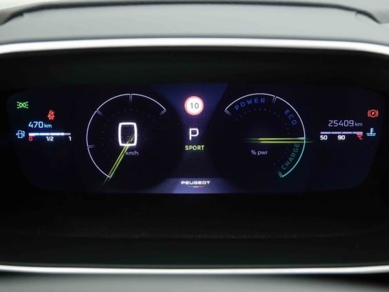 Peugeot 208 Hybrid 136 e-DCS6 GT Noir
